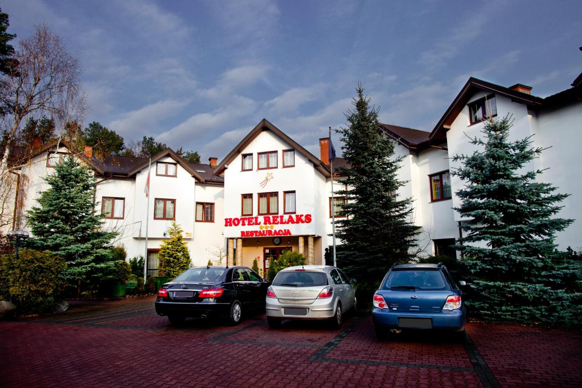 Hotel Relaks Wola Ducka Exterior foto